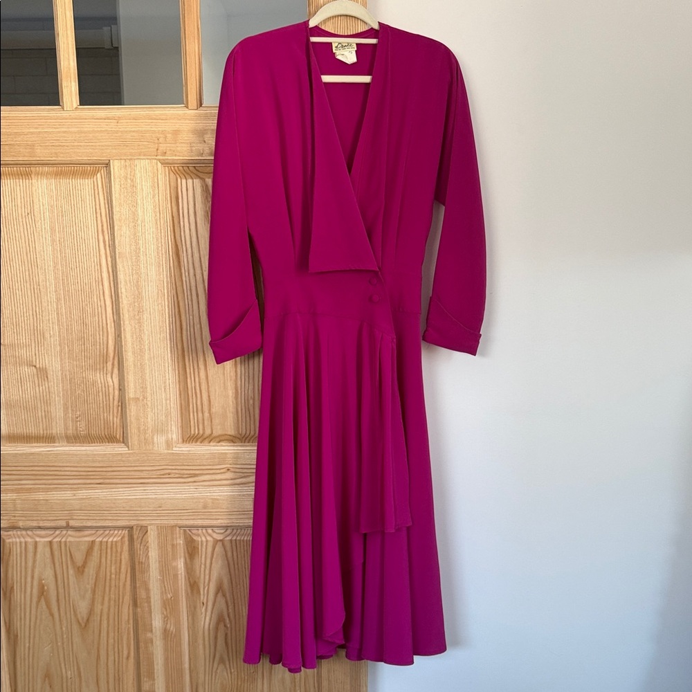Vintage Fuchsia Wrap-Style Long Sleeve Midi Dress